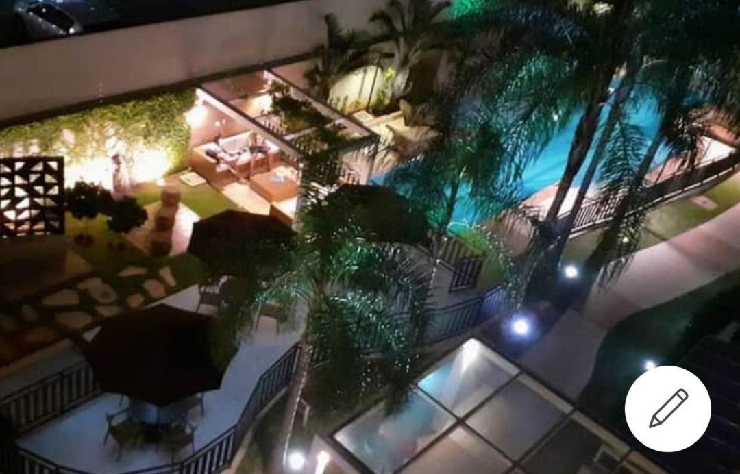 Dois Quartos Sem Sala Piscina Aquecida 公寓